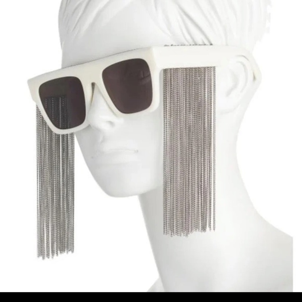 😎Stella McCartney white chain sunglasses